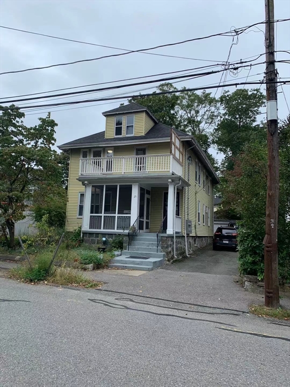 25 Tucker St 1