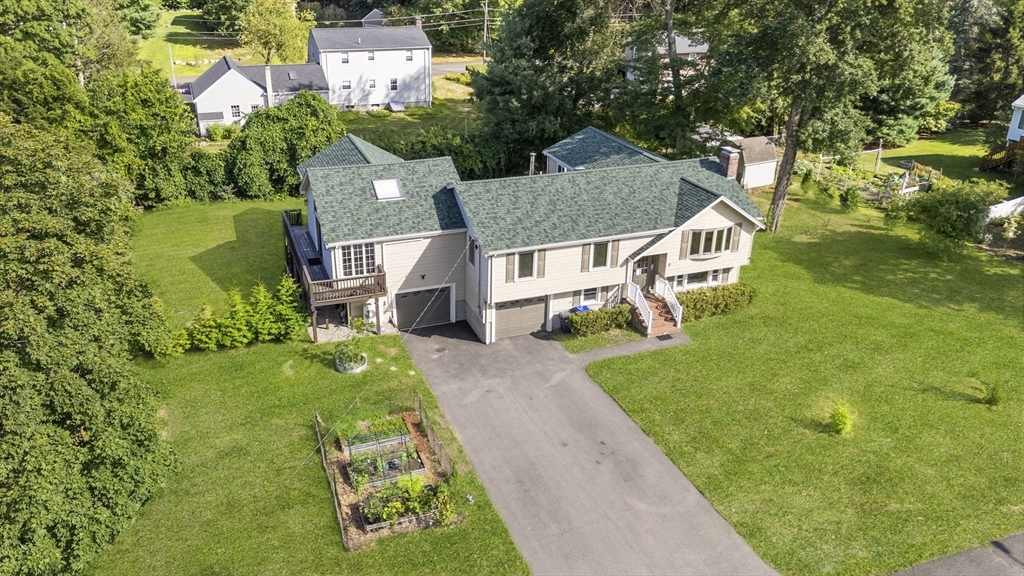 9 Oak Drive