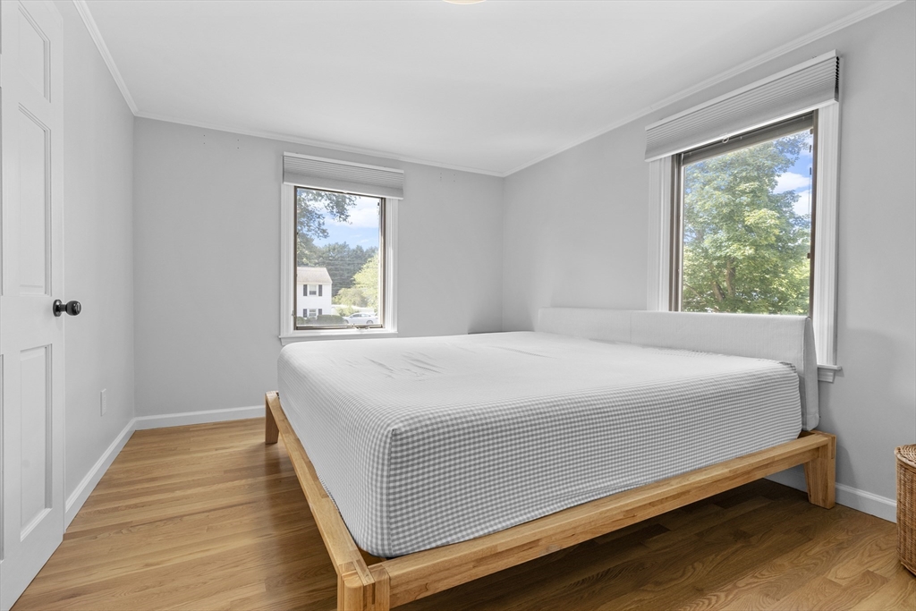 9 Oak Drive, Plainville, MA Photo #17