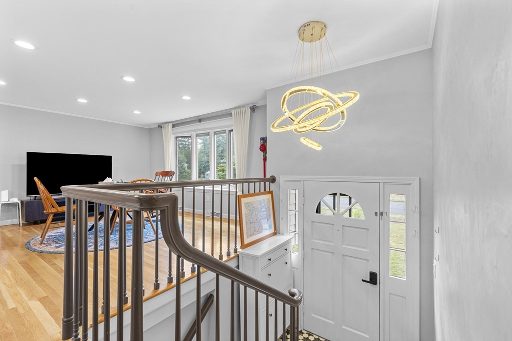 9 Oak Drive, Plainville, MA Photo #6