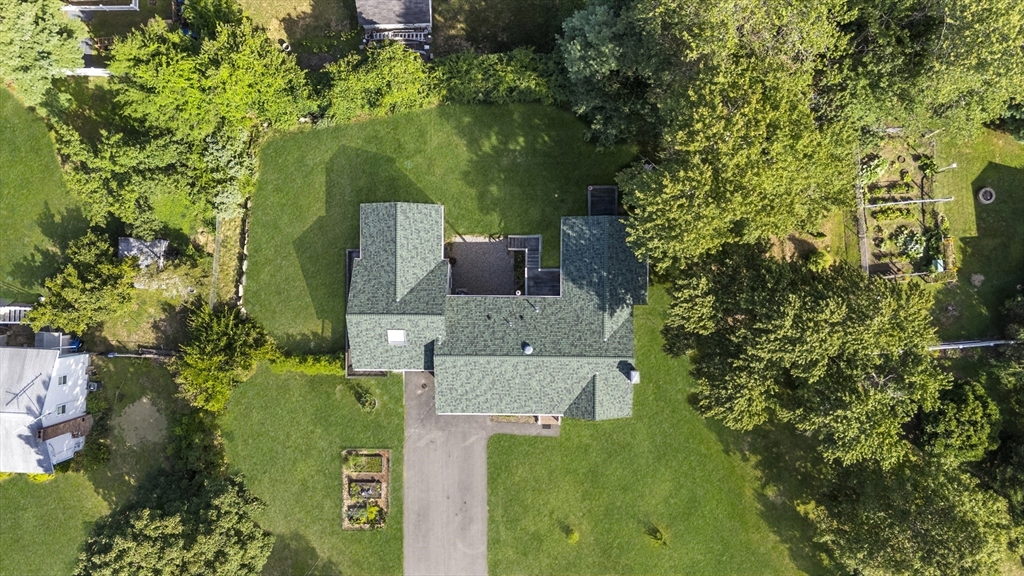 9 Oak Drive, Plainville, MA Photo #34