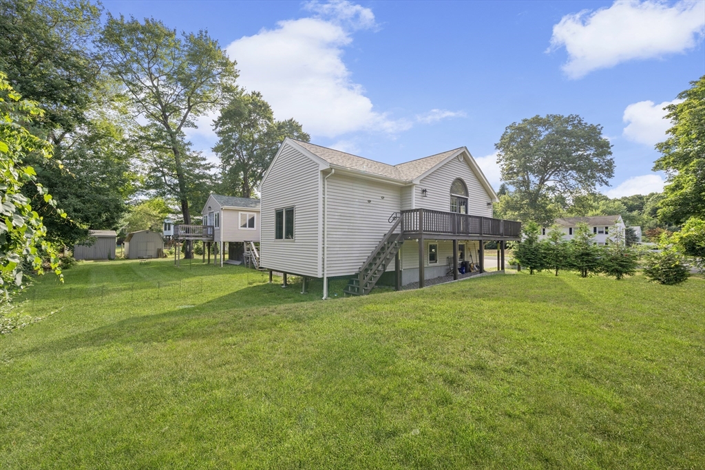 9 Oak Drive, Plainville, MA Photo #30