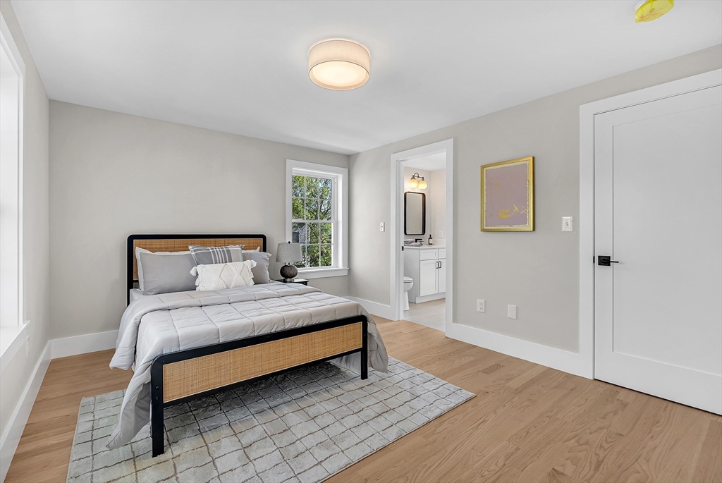 Arlington, Massachusetts 02474, United States, 3 Bedrooms Bedrooms, ,3 BathroomsBathrooms,Residential,Active,209185