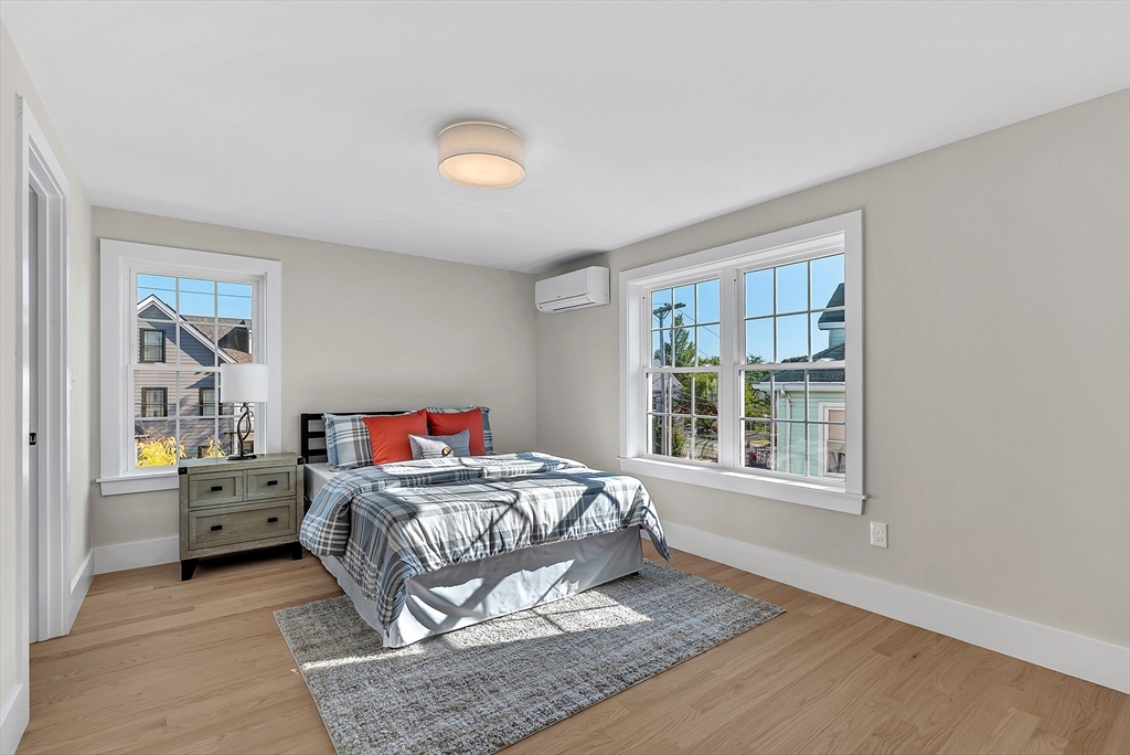 Arlington, Massachusetts 02474, United States, 3 Bedrooms Bedrooms, ,3 BathroomsBathrooms,Residential,Active,209185