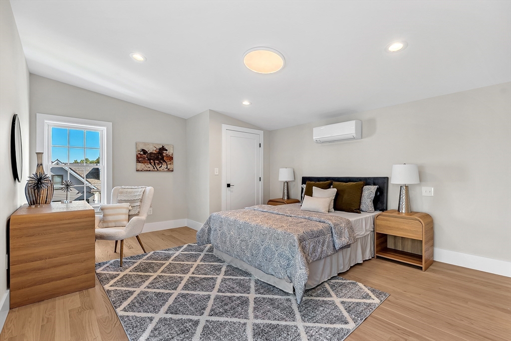 Arlington, Massachusetts 02474, United States, 3 Bedrooms Bedrooms, ,3 BathroomsBathrooms,Residential,Active,209185