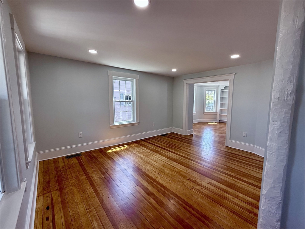 61 Poplar St