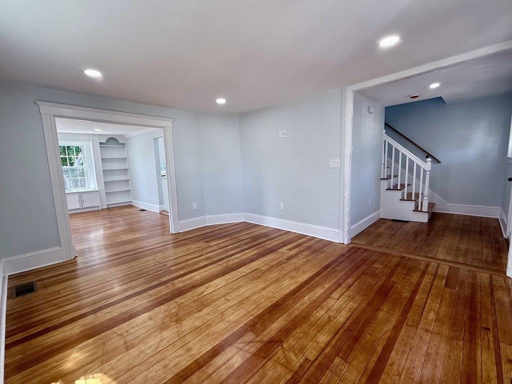 61 Poplar St