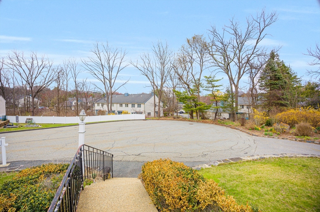 41 Kane Dr