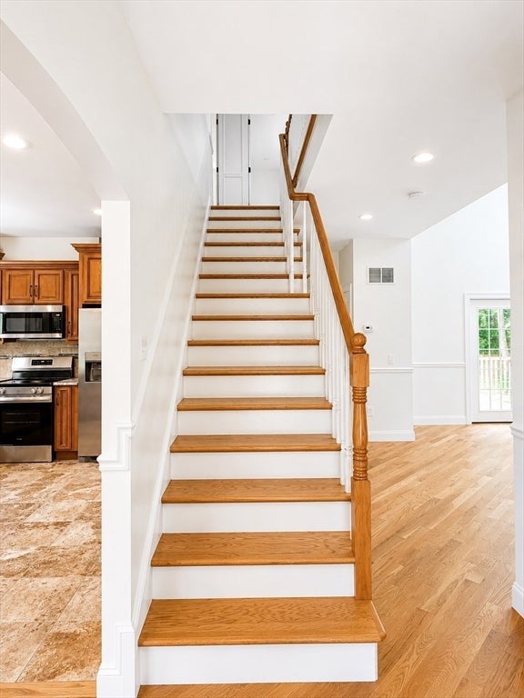 71 Bear Hole Rd, West Springfield, MA, 71 Bear Hole Rd, West Springfield, MA Photo #8