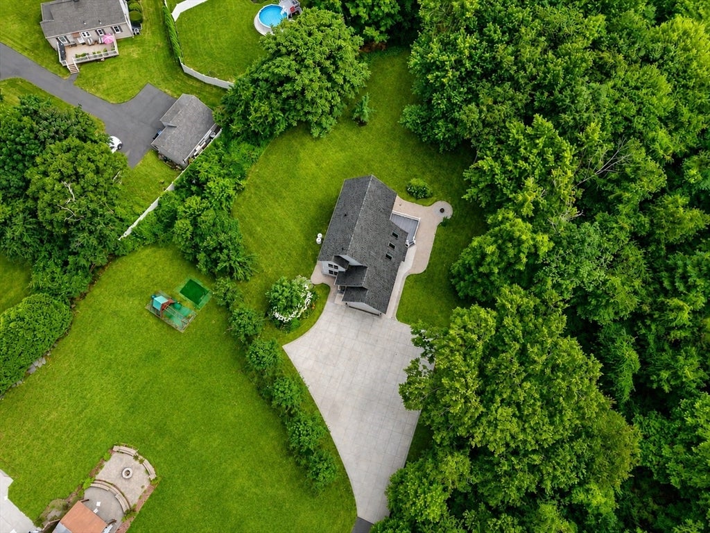 71 Bear Hole Rd, West Springfield, MA, 71 Bear Hole Rd, West Springfield, MA Photo #2