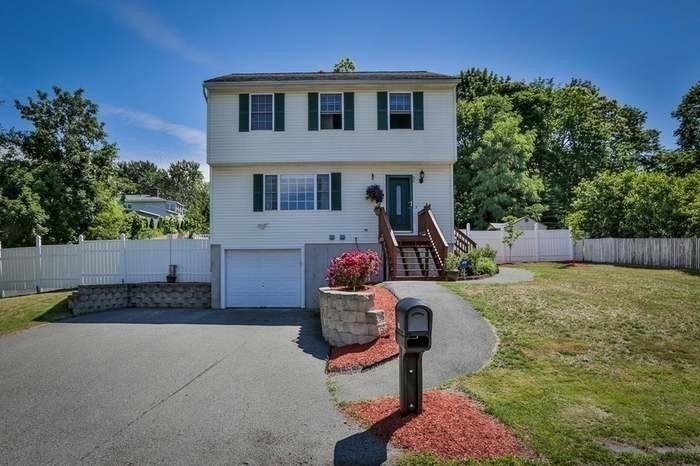 35 Adelaide Ave