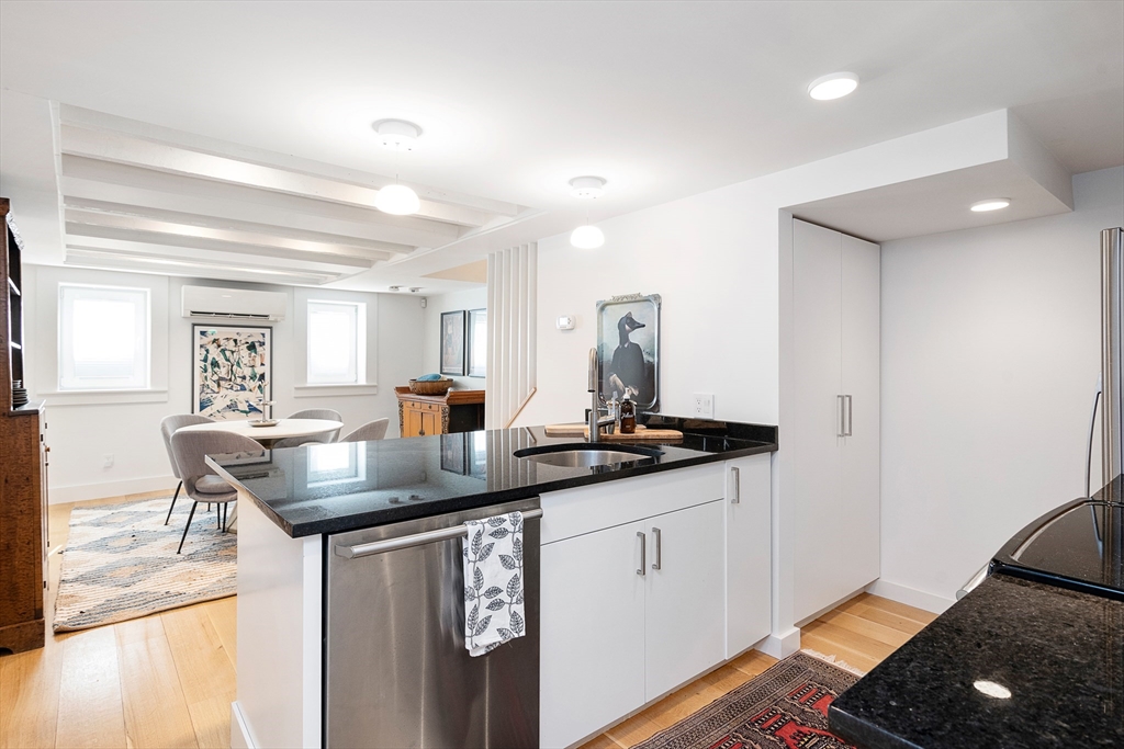 120 Pembroke St #1, Boston, MA Photo #15
