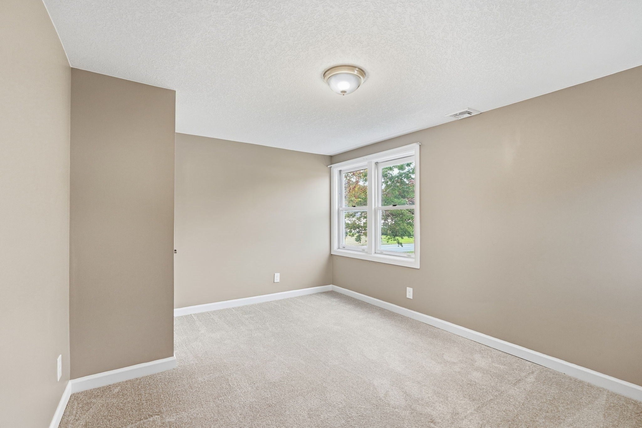 185 Miller St, Ludlow, MA, 185 Miller St, Ludlow, MA Photo #31