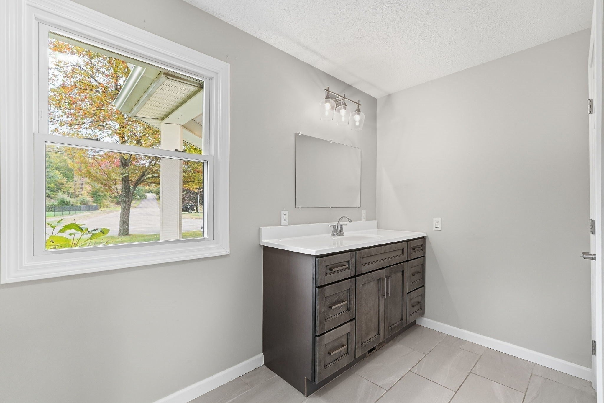 185 Miller St, Ludlow, MA, 185 Miller St, Ludlow, MA Photo #23