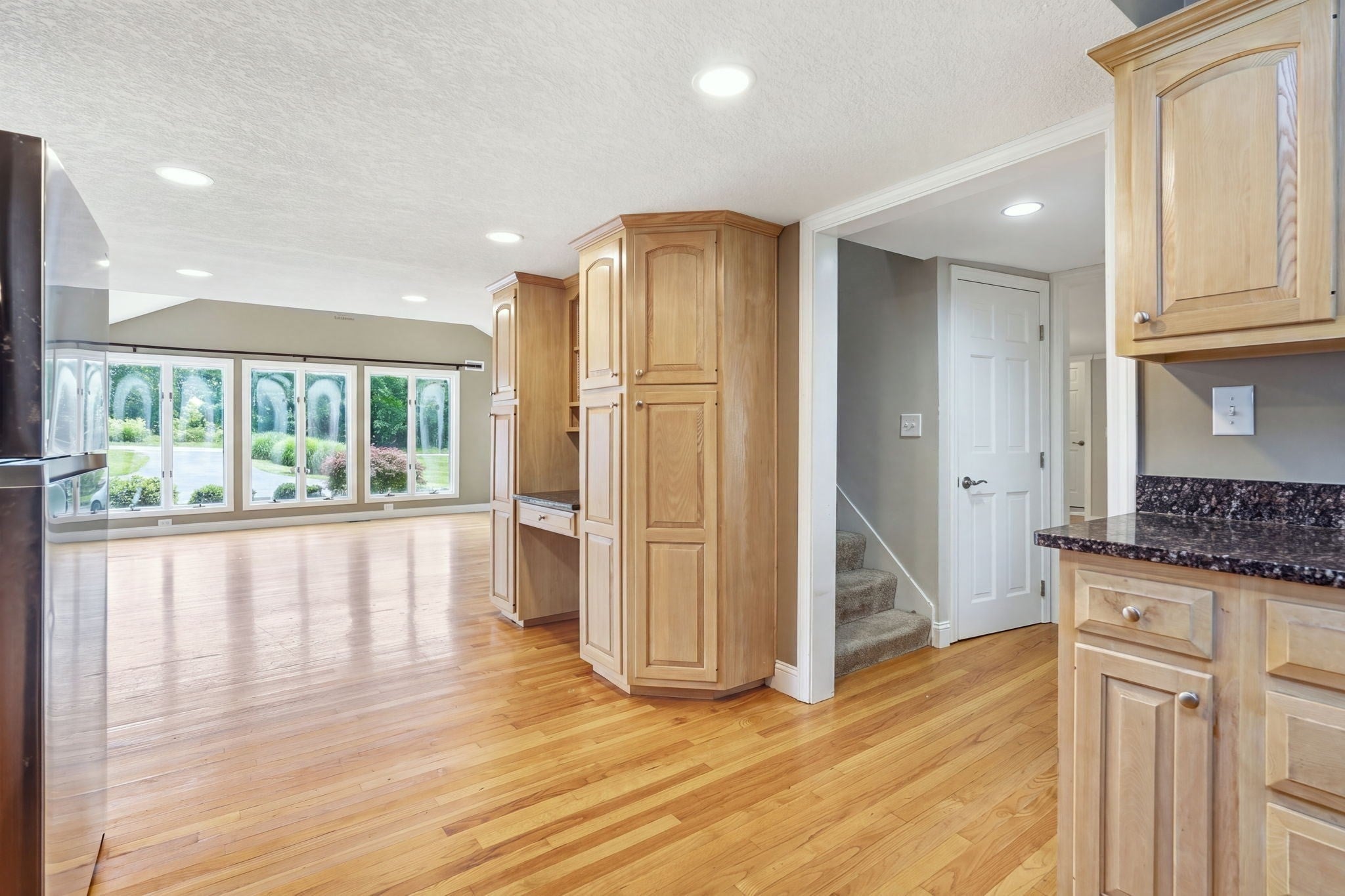 185 Miller St, Ludlow, MA, 185 Miller St, Ludlow, MA Photo #8