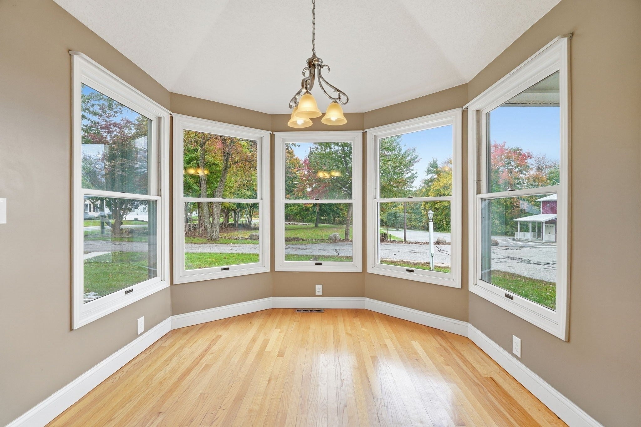 185 Miller St, Ludlow, MA, 185 Miller St, Ludlow, MA Photo #9