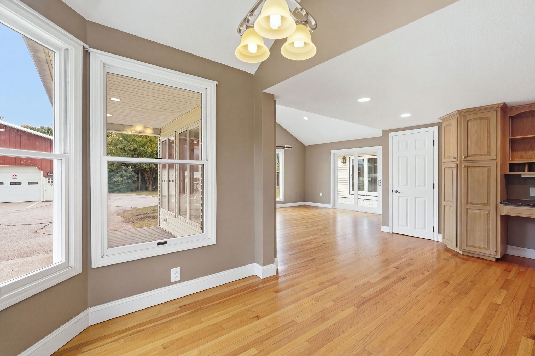 185 Miller St, Ludlow, MA, 185 Miller St, Ludlow, MA Photo #11