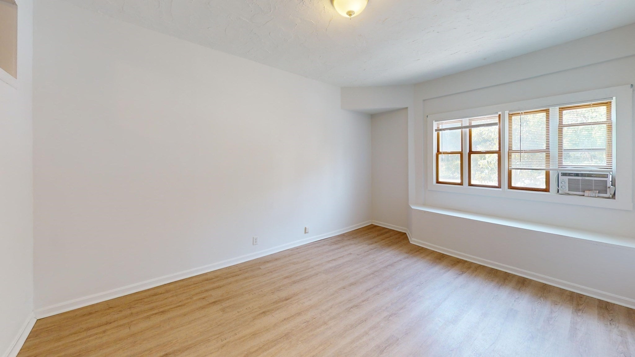 150 South #1, Boston, MA, 150 South #1, Boston, MA Photo #2