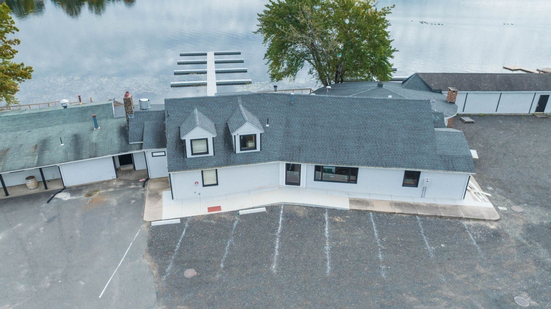 141 Congamond Rd