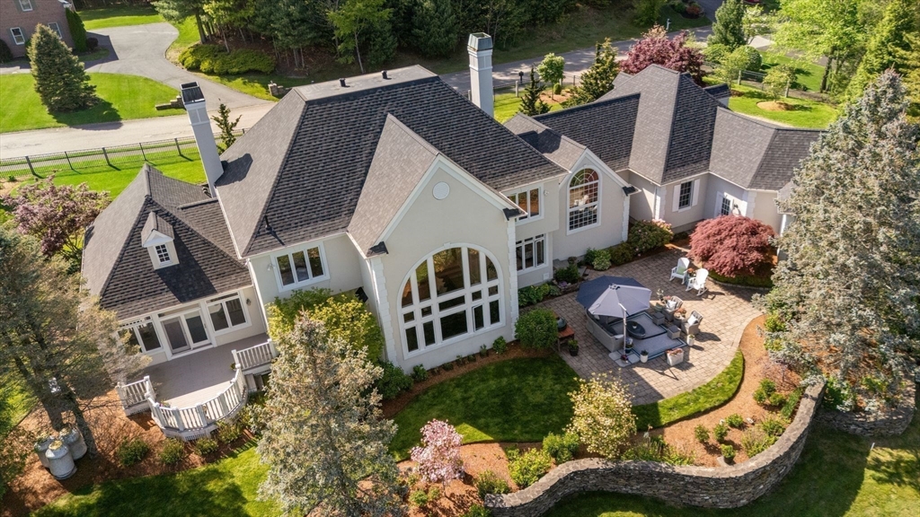 168 Country Club Way