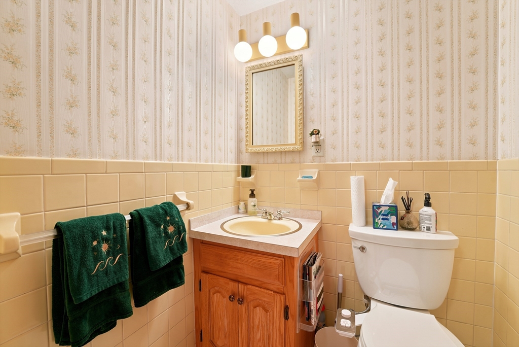 12 Swanson Rd, Framingham, MA, 12 Swanson Rd, Framingham, MA Photo #27