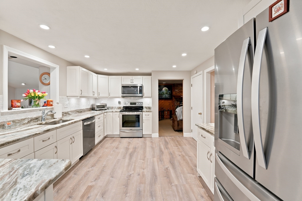 12 Swanson Rd, Framingham, MA, 12 Swanson Rd, Framingham, MA Photo #13