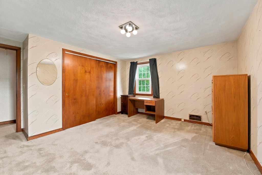 12 Swanson Rd, Framingham, MA, 12 Swanson Rd, Framingham, MA Photo #24
