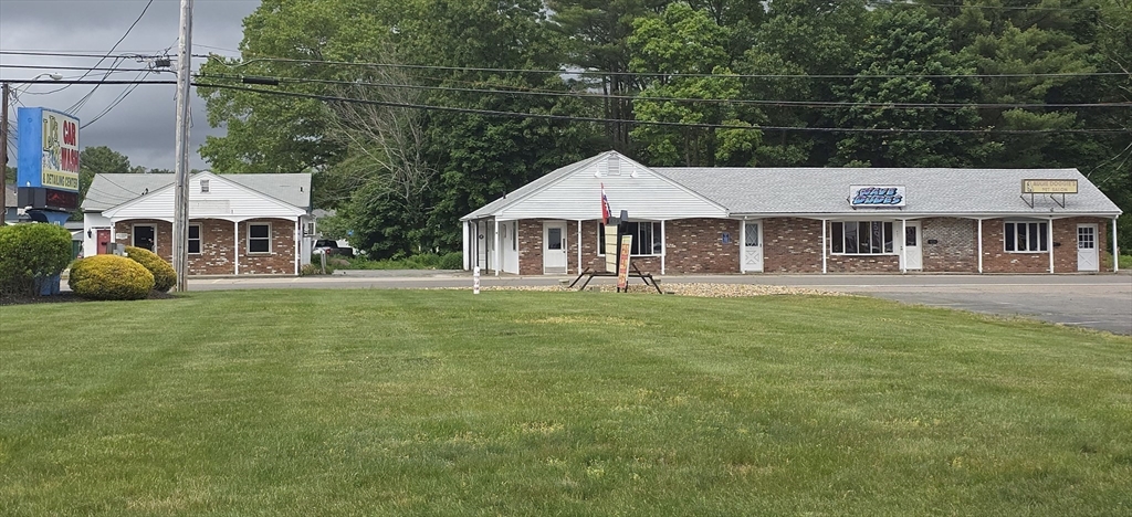 407-411 Old Colony Rd