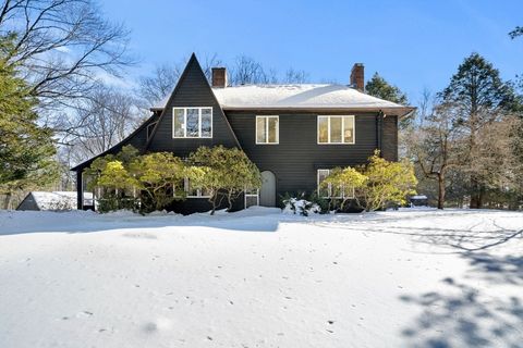 Photo of 893 Highland St, Hamilton, MA 01982 (MLS # 73475104)