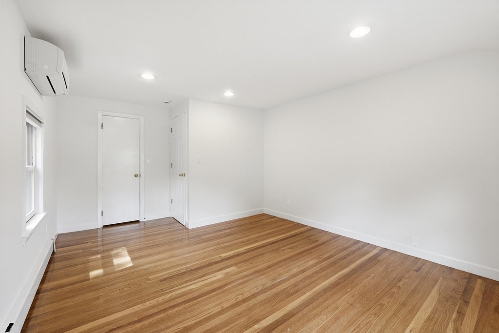 8 Wilson St, Wellesley, MA, 8 Wilson St, Wellesley, MA Photo #26