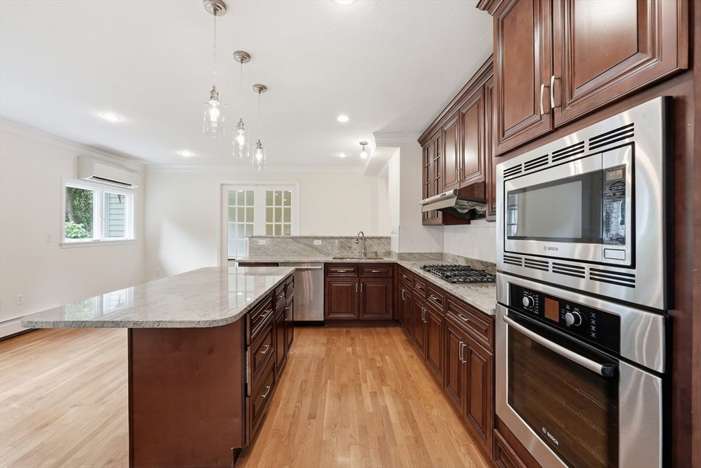 8 Wilson St, Wellesley, MA, 8 Wilson St, Wellesley, MA Photo #11
