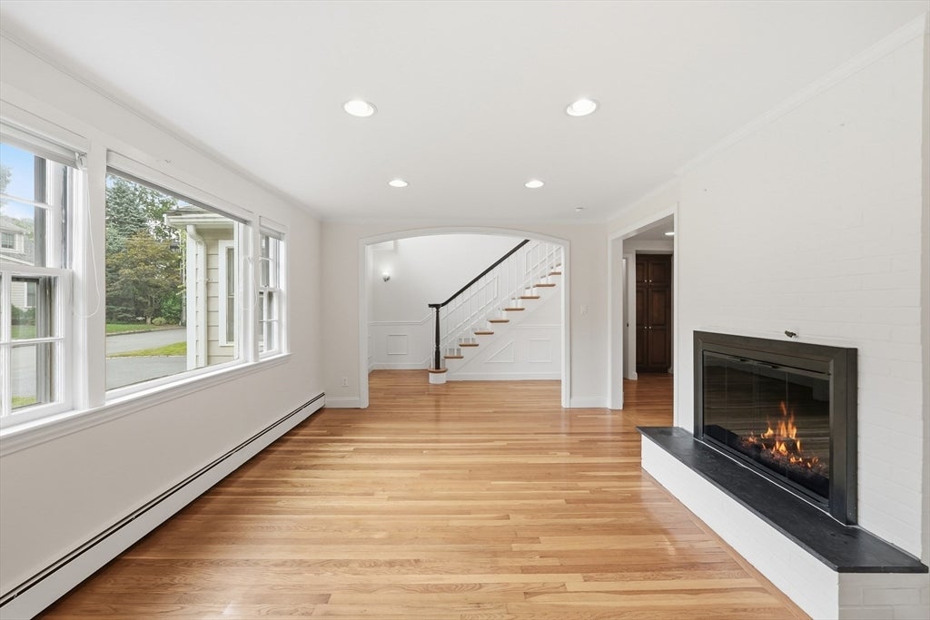 8 Wilson St, Wellesley, MA, 8 Wilson St, Wellesley, MA Photo #15