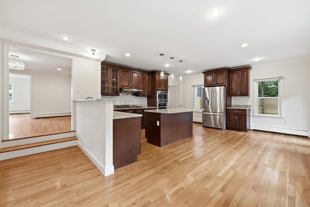 8 Wilson St, Wellesley, MA, 8 Wilson St, Wellesley, MA Photo #12