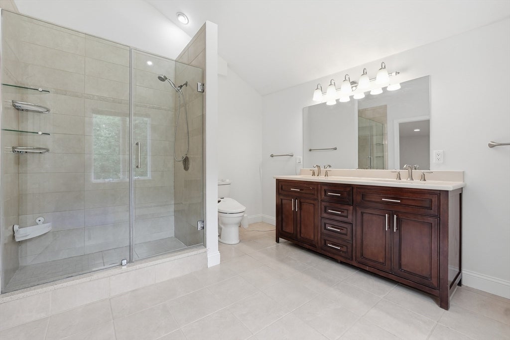 8 Wilson St, Wellesley, MA, 8 Wilson St, Wellesley, MA Photo #24