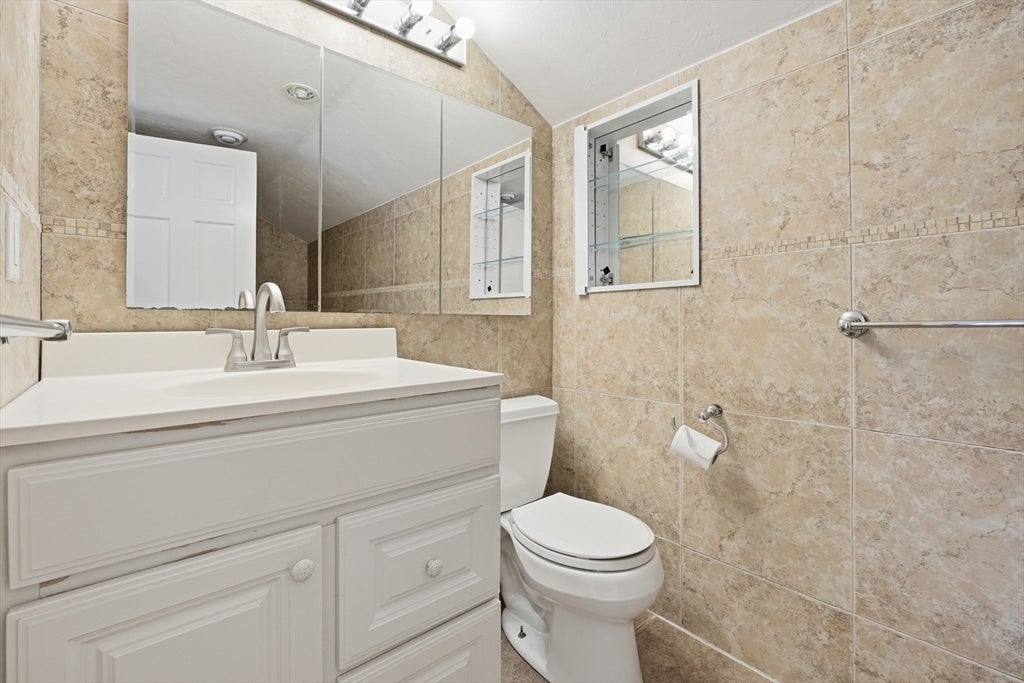 8 Wilson St, Wellesley, MA, 8 Wilson St, Wellesley, MA Photo #31
