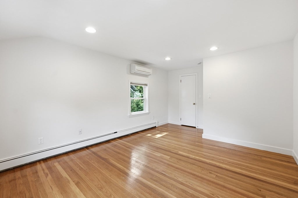 8 Wilson St, Wellesley, MA, 8 Wilson St, Wellesley, MA Photo #29