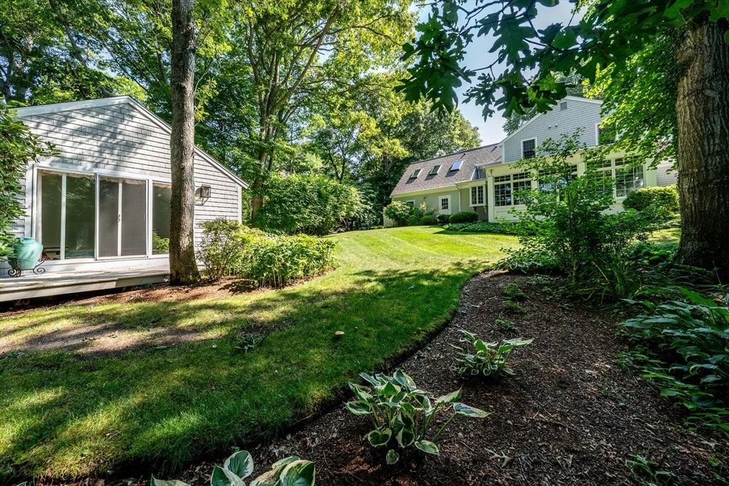 15 Long Pond Cir, Barnstable, MA Photo #33