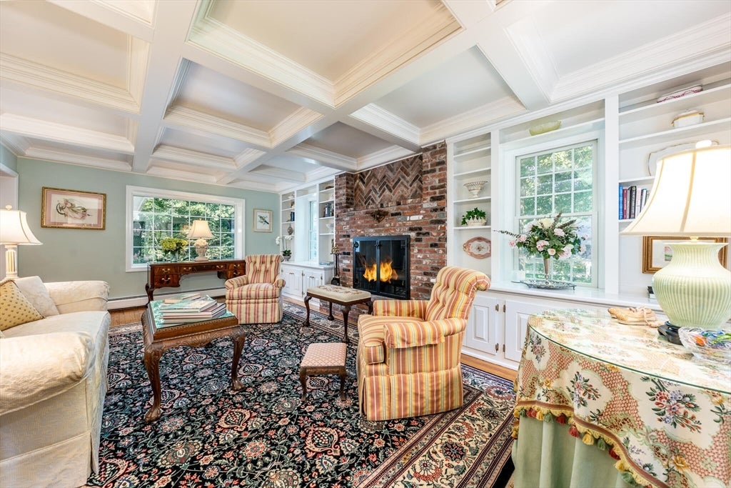 15 Long Pond Cir, Barnstable, MA Photo #6