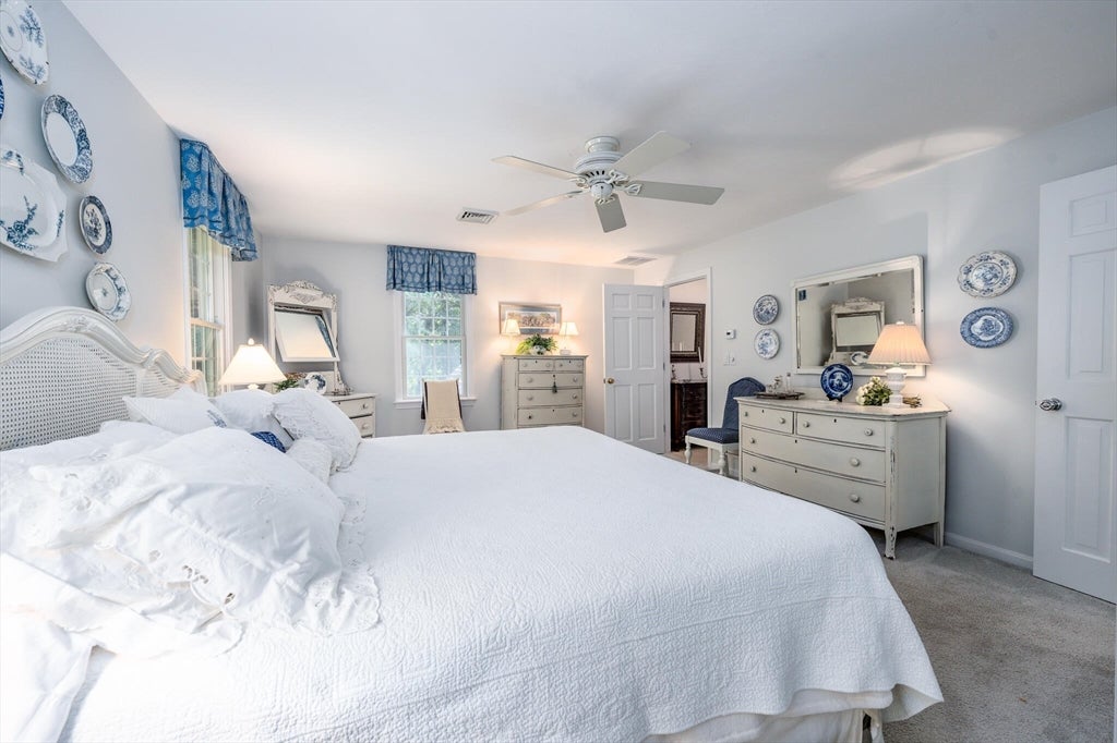 15 Long Pond Cir, Barnstable, MA Photo #25
