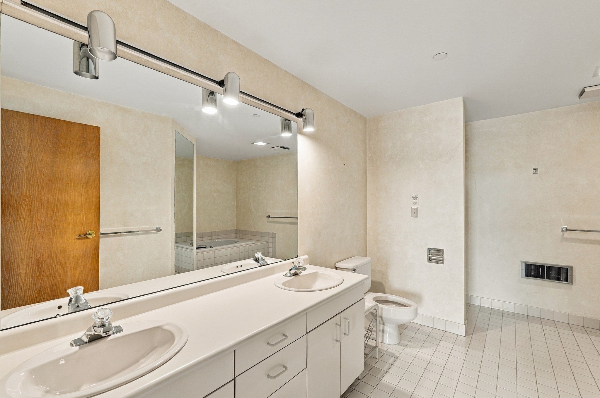 65 Lake Avenue #502, Worcester, MA, 65 Lake Avenue #502, Worcester, MA Photo #23