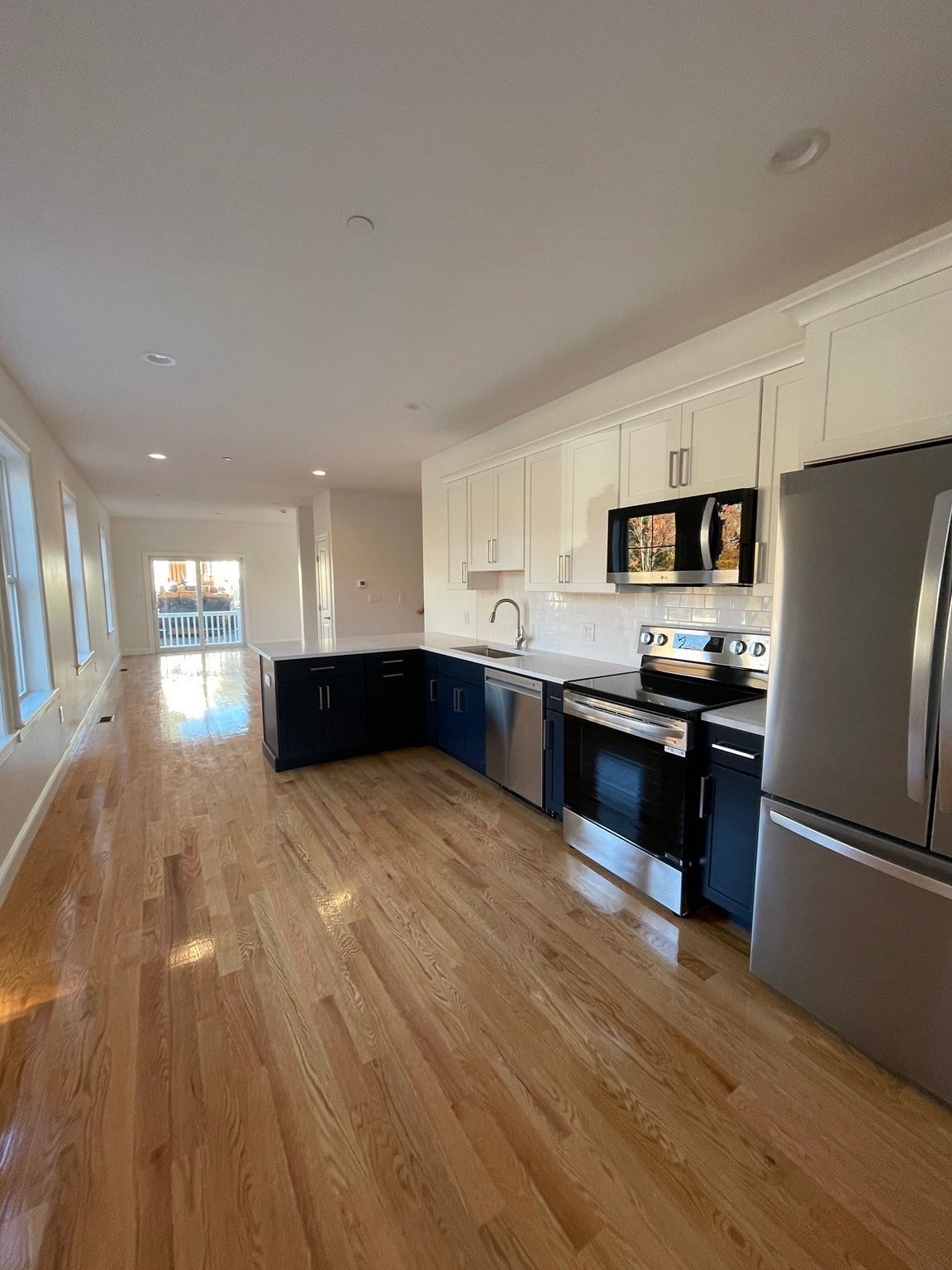 711 Mount Hope St #1, North Attleboro, MA Photo #1