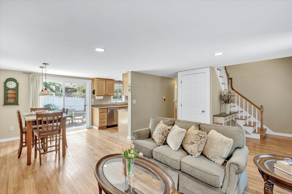 1 Thorwald Dr