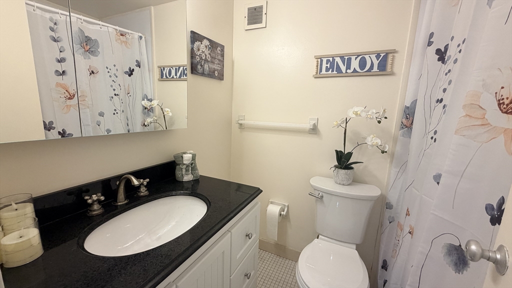 200 Swanton St 228
