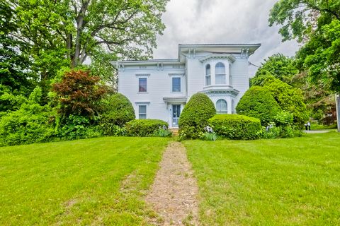 Photo of 109 College St, South Hadley, MA 01075 (MLS # 73526860)