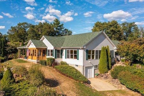 21 Old County Road Southampton MA 01073