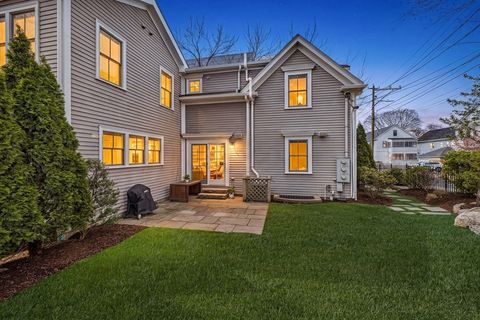 56 Churchill Ave 56 Cambridge MA 02140