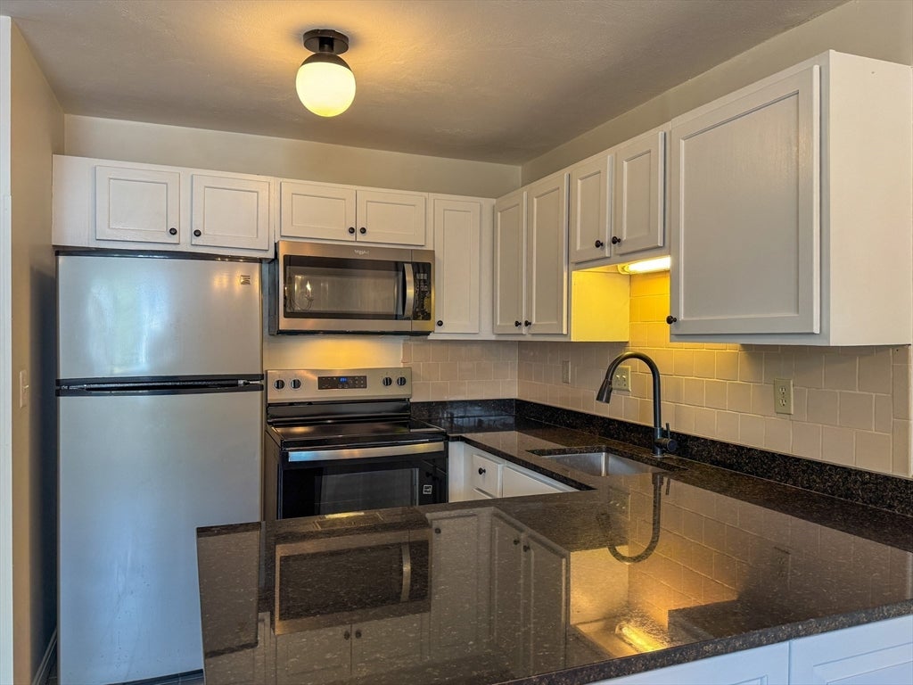 212 Fisher St #A7, North Attleboro, MA Photo #7