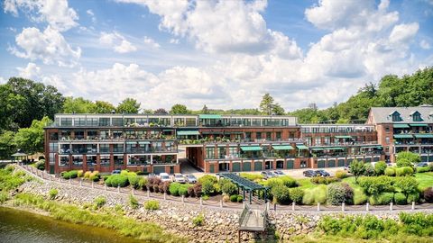 60 Merrimac St 907 Amesbury MA 01913