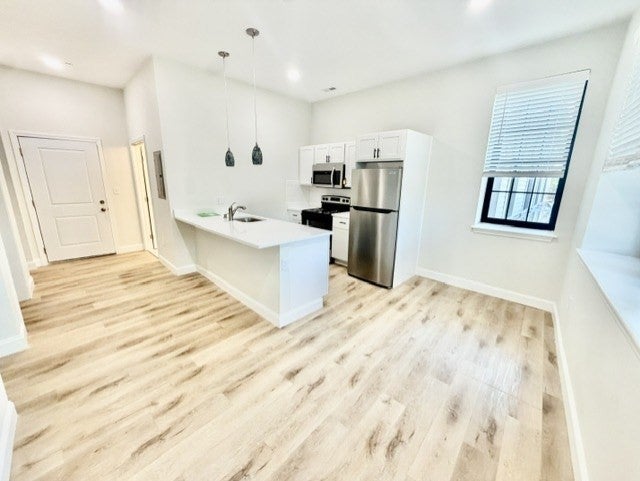 Photo of 455 Massachusetts Ave, Arlington, MA