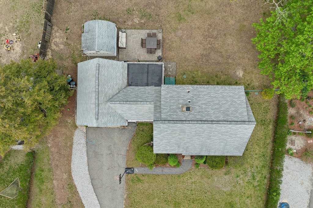 18 Buckman Drive